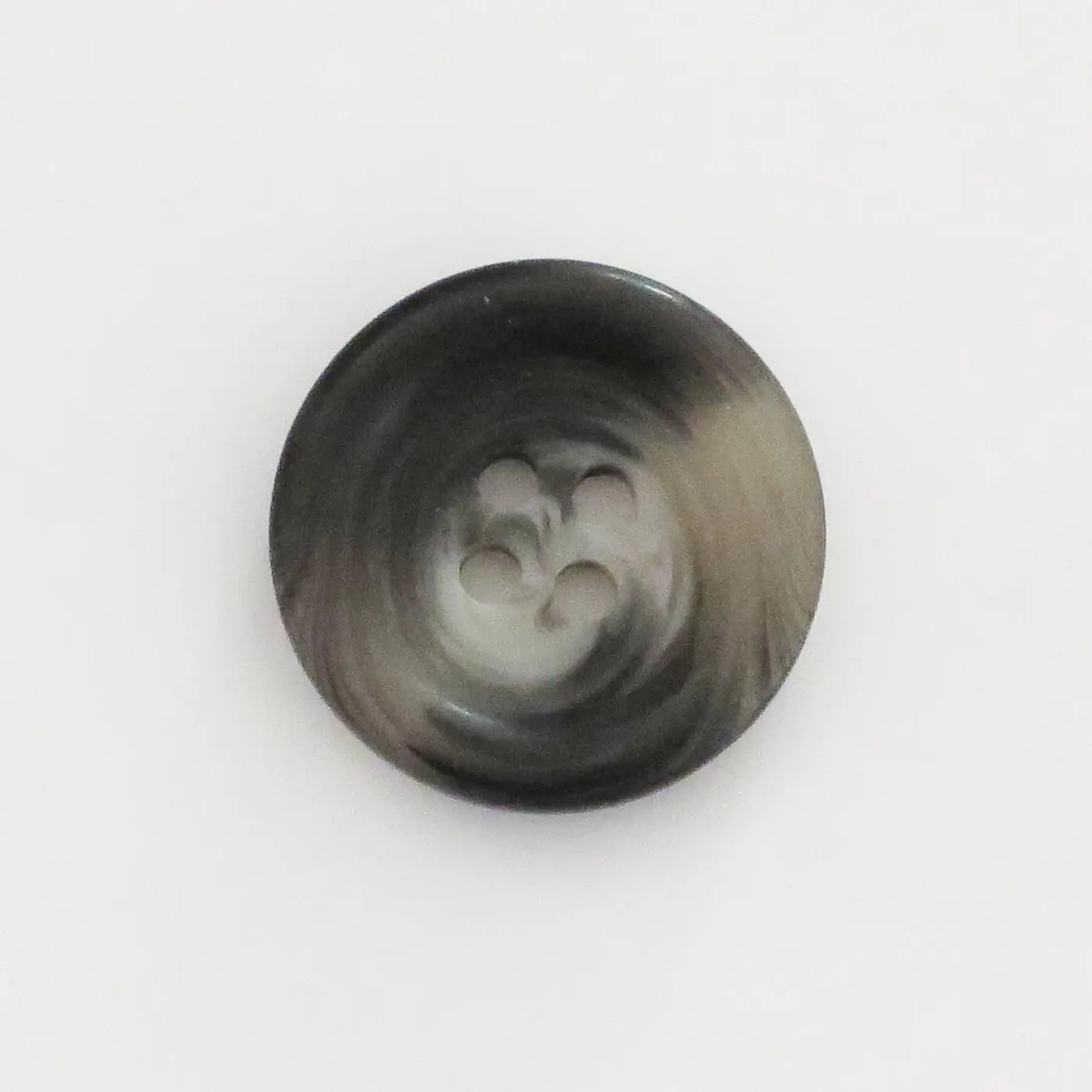 Meleret sort plastikknap, 15 mm