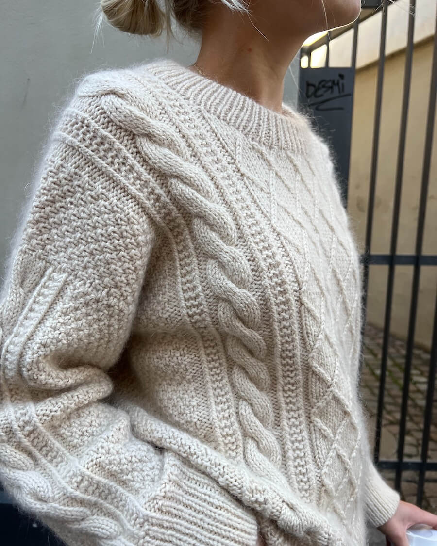 Habubu boble kursiv Moby Sweater Dame, PetiteKnit Strikkeopskrift - Køb online | Garnslusen